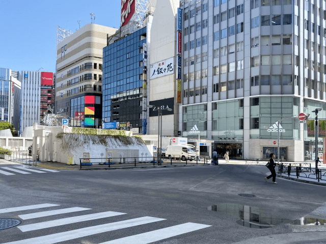 東新宿駅の写真|東新宿駅は治安悪い？