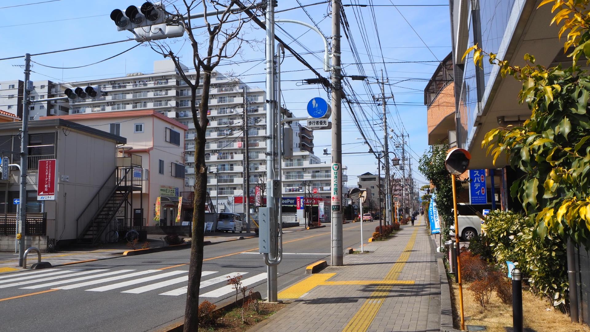 拝島駅の写真