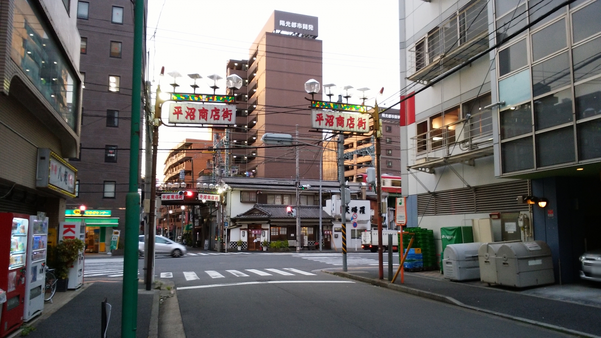 平沼橋駅の写真