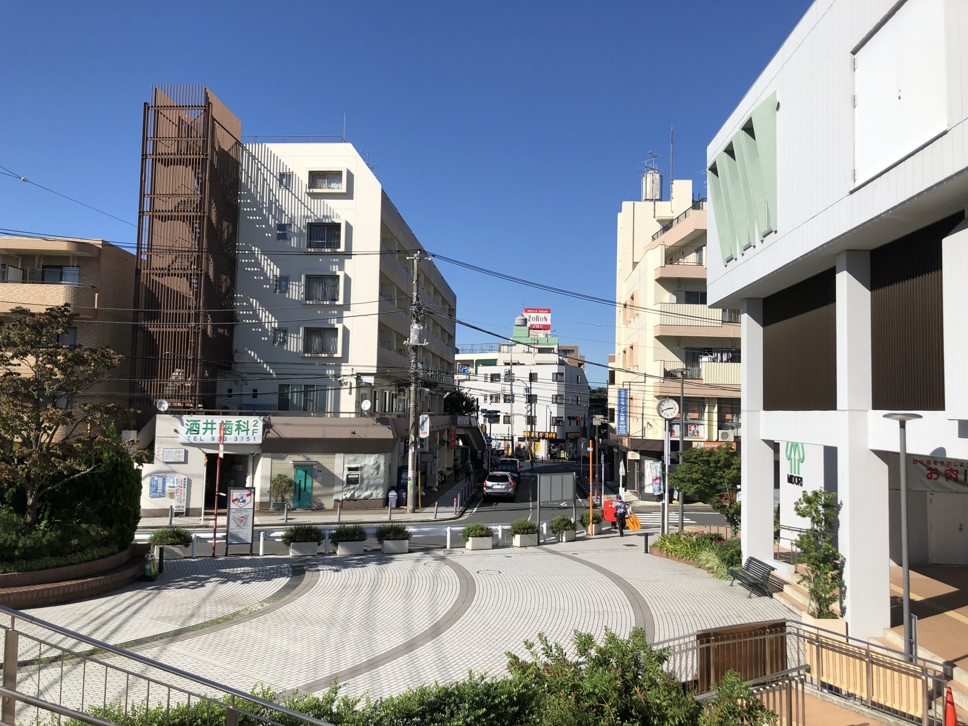 中山駅の写真